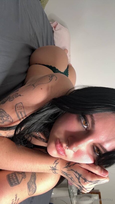 Adeleriou OnlyFans泄露裸照