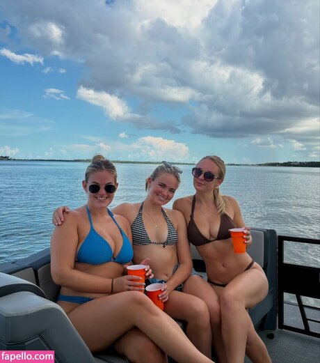 Naken läckt OnlyFans-bild av Alexa Pillsbury