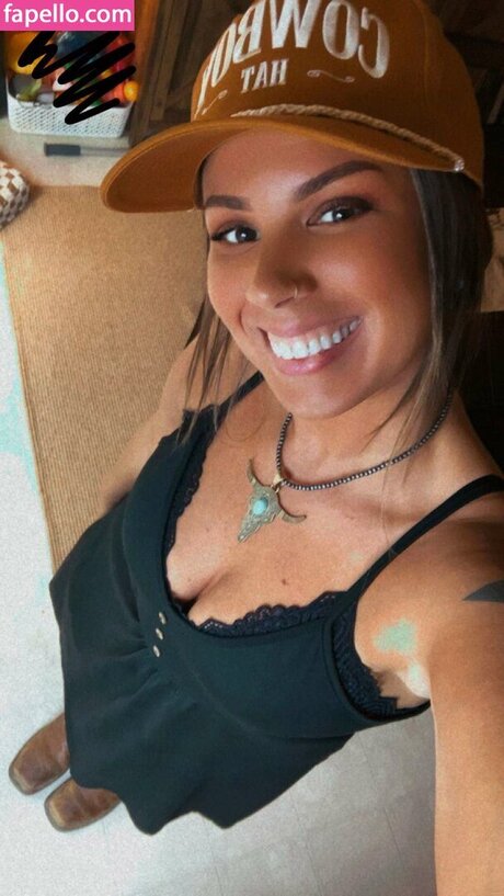 Naakte gelekte OnlyFans-foto van Kymuffin10