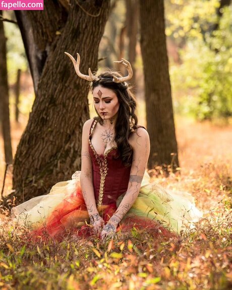 Naakte gelekte OnlyFans-foto van Jessthe Shire