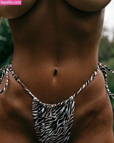 Chloe Campbell