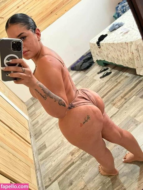 Naken läckt OnlyFans-bild av Zuleikapaulino
