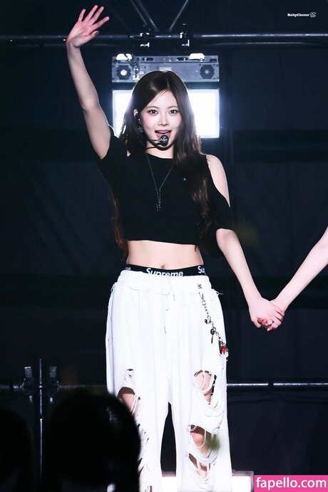 Hong Eunchae 홍은채