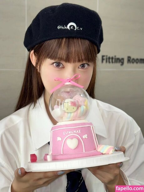 Hong Eunchae 홍은채