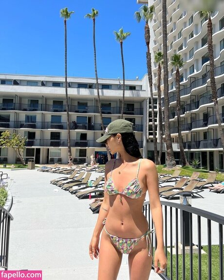 Chailee Son