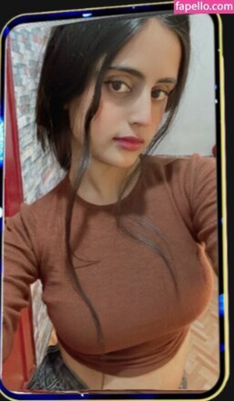 Обнаженная фотография утечки OnlyFans от Mandodari