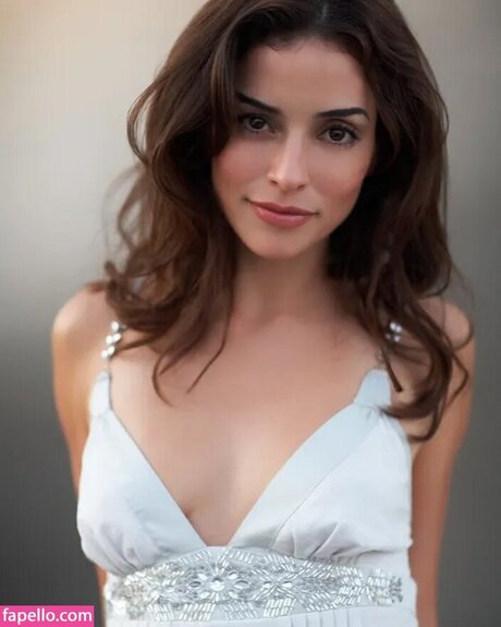Nahá fotka uniklých OnlyFans od Emmanuelle Vaugier