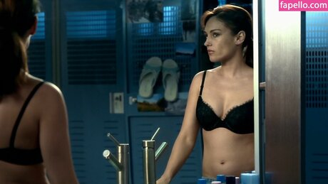 Amy Jo Johnson  nude leaked OnlyFans photo