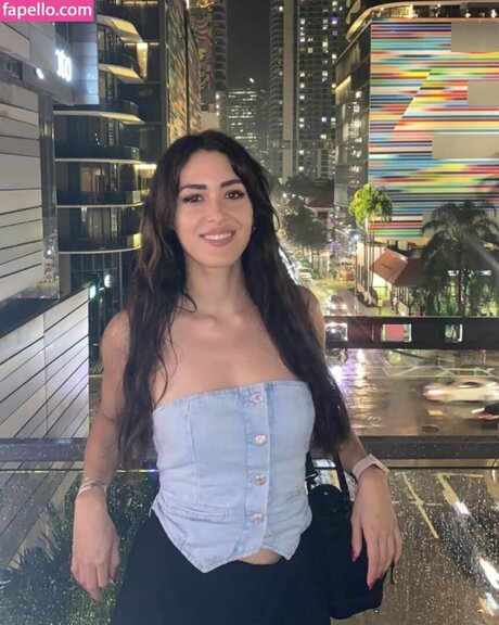 Nagie wyciekłe zdjęcie OnlyFans od Maricel Freire Hotwife