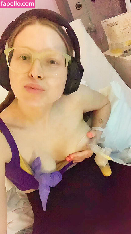 Jessie Cave