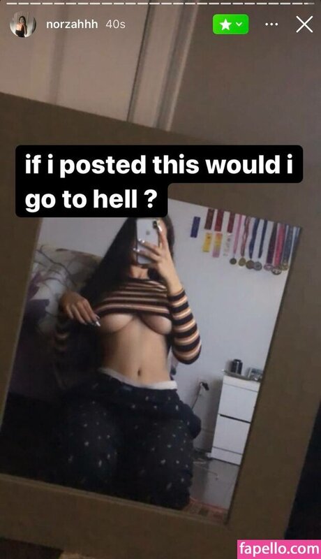 Nahá fotka uniklých OnlyFans od Noora Hejaz