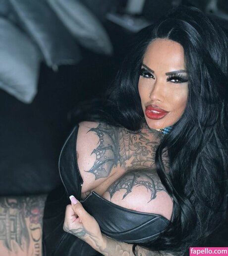 Foto nua vazada do OnlyFans de Teufelsweib666
