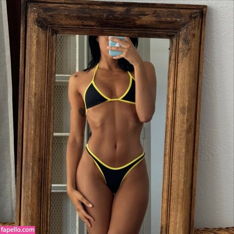 Foto nua vazada do OnlyFans de Fridareed