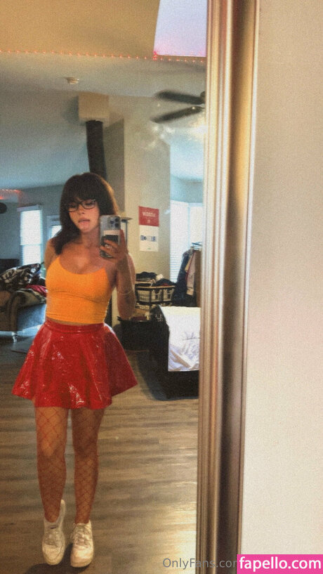 Velma  Daphne Cosplay