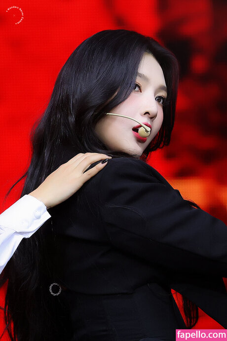 Park Sooyoung