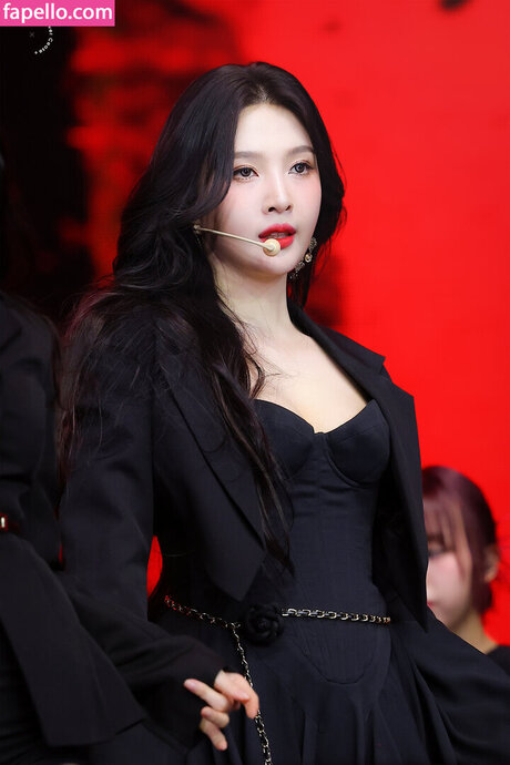 Park Sooyoung