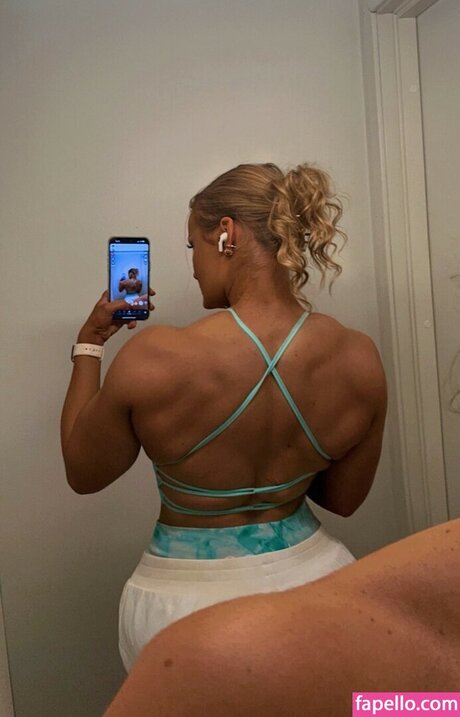 Nagie wyciekłe zdjęcie OnlyFans od Heleneelises