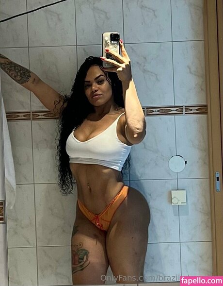 Обнаженная фотография утечки OnlyFans от Brazilianbeautye