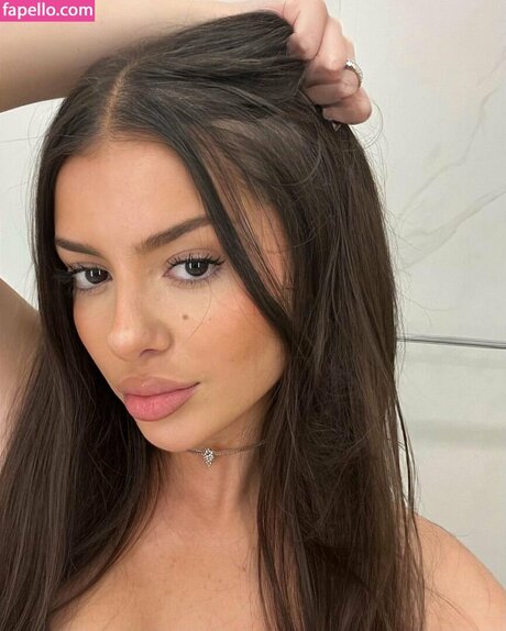 Alaston vuotanut OnlyFans-kuva Noriella
