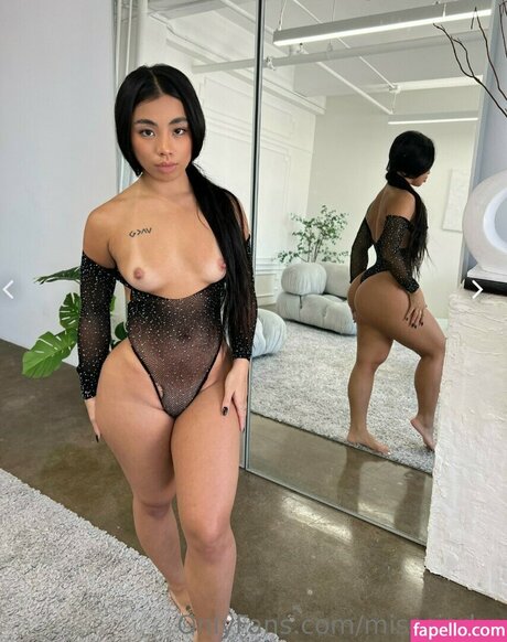 Обнаженная фотография утечки OnlyFans от Miss Cindy