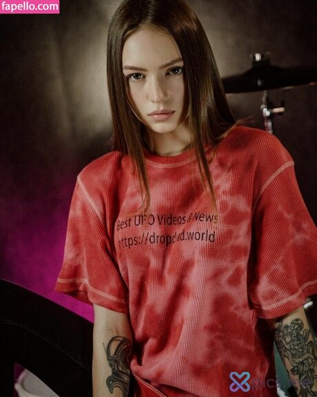 Naken lekkede OnlyFans-bilde av Kriss Drummer