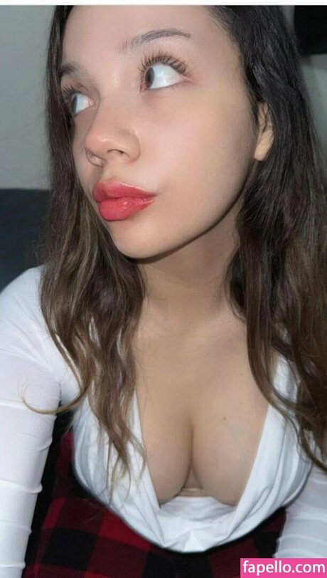 Naakte gelekte OnlyFans-foto van Melissa Domm