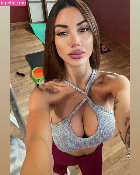 Foto desnuda filtrada de OnlyFans de Oriana Tubiolo