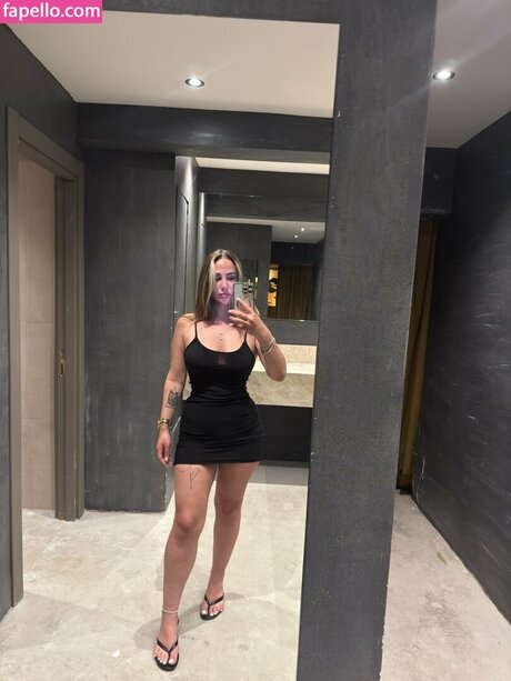 Naken lekkede OnlyFans-bilde av Gamze Aydn