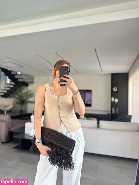 Foto nua vazada do OnlyFans de Betl Babacan