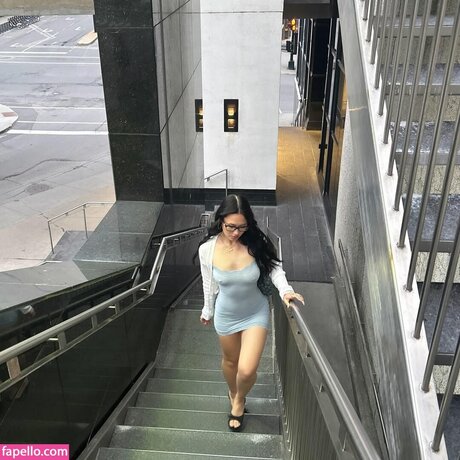 Naakte gelekte OnlyFans-foto van Victoria Rawlings
