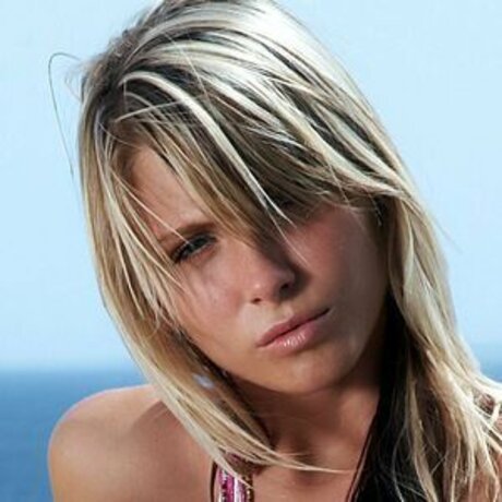 Izzie Babe