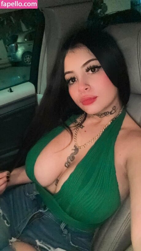 Naken lekkede OnlyFans-bilde av Karla Barcenas