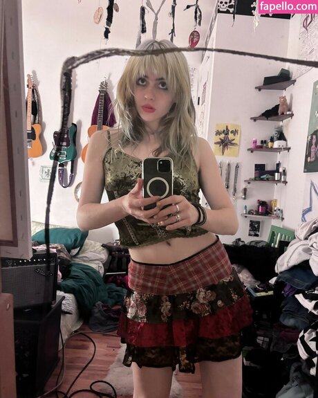 Nahá fotka uniklých OnlyFans od Wormsheriff