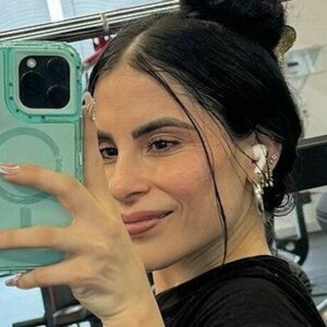 Naken läckt OnlyFans-bild av Emme Cavazos