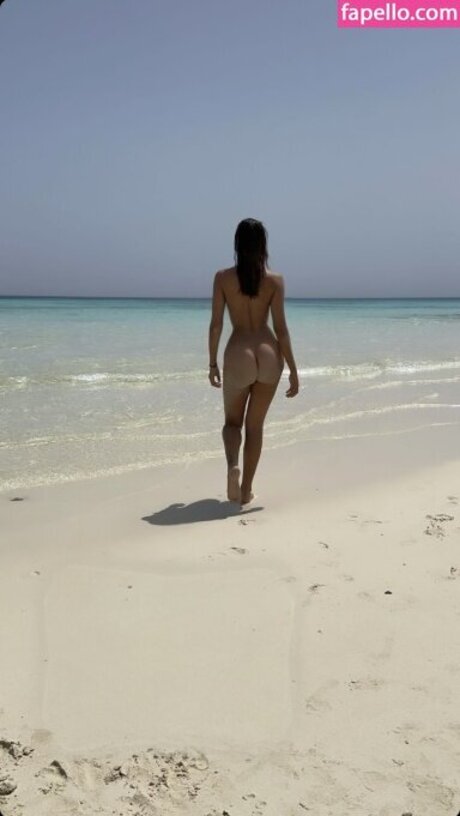 Italian Nude Vips