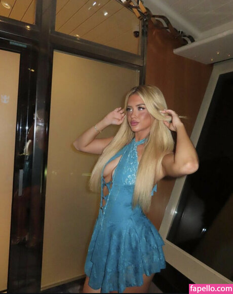 Alaston vuotanut OnlyFans-kuva Kaylor Martin