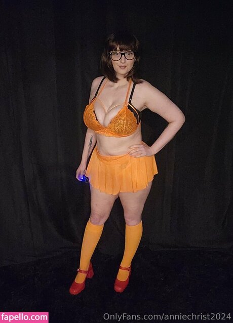 Annie Christ