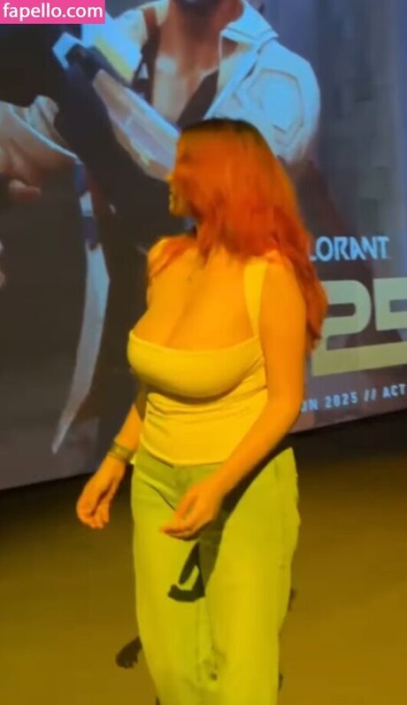 Naakte gelekte OnlyFans-foto van Vickjoy