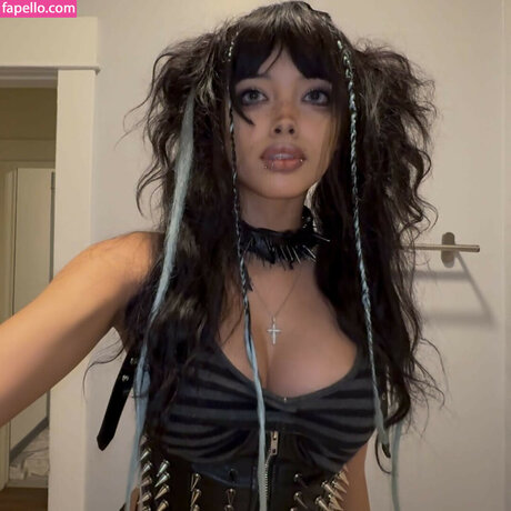 Naken lekkede OnlyFans-bilde av Ka1bra
