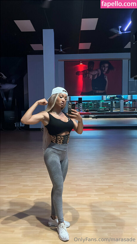 Alaston vuotanut OnlyFans-kuva Mara Sade