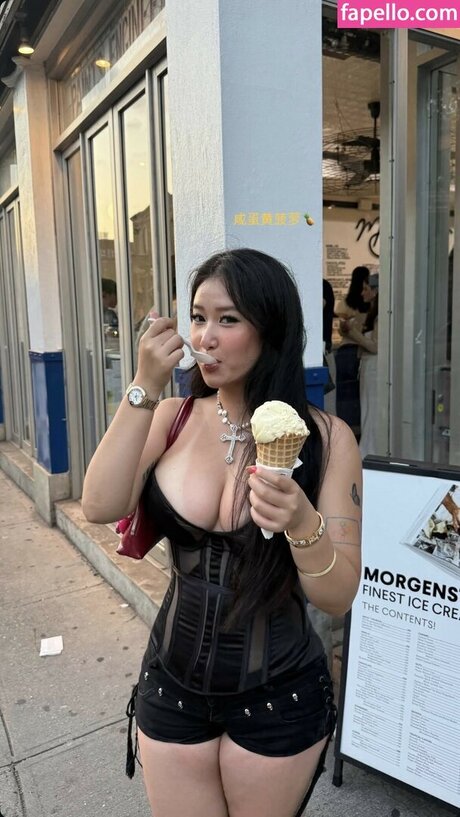Nahá fotka uniklých OnlyFans od Zonxkaru