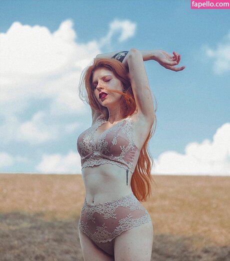 Lucilla Jiggly