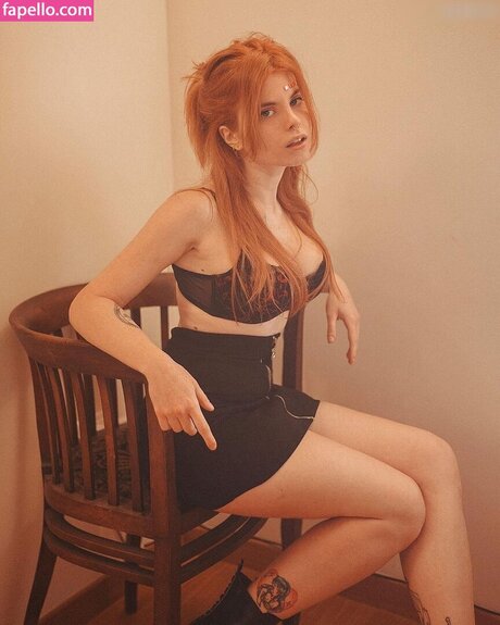 Lucilla Jiggly