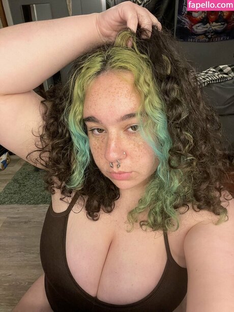 Naken läckt OnlyFans-bild av Actualneetgirl