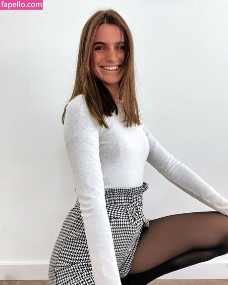 Naken läckt OnlyFans-bild av Thea Gs