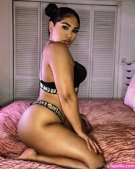 Nahá fotka uniklých OnlyFans od Claudia Vanessa