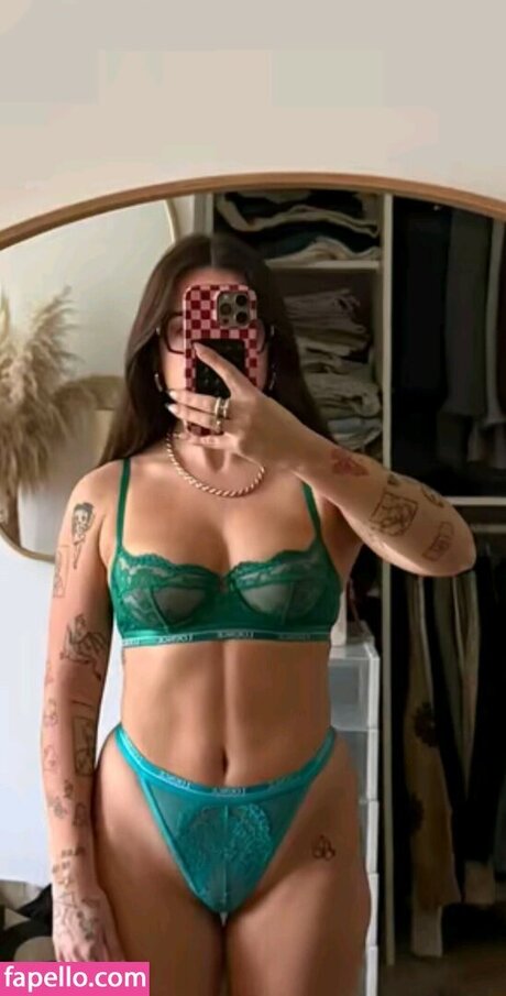 Julie Ferrat
