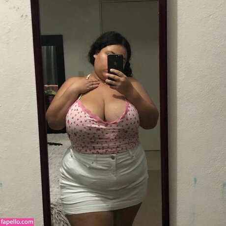 Alaston vuotanut OnlyFans-kuva Carmen Ramos