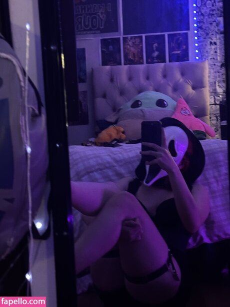 Emily_g0th