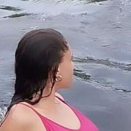 Nahá fotka uniklých OnlyFans od Islana Emile